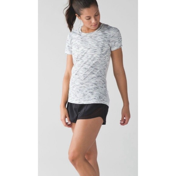 Lululemon Beat The Heat Short Sleeve Tiger Space Dye Black White Womens Size 8 - Picture 1 of 5
